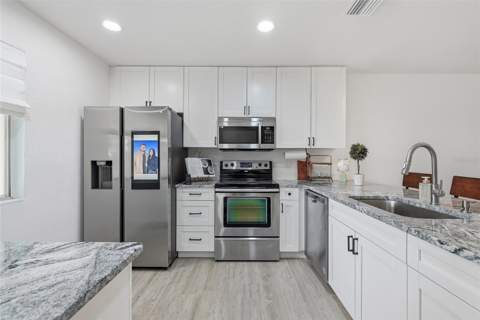 2265 Bancroft Circle #B, Palm Harbor FL - photo 8 of 40