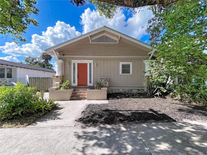 3 bedroom Single Family Residence at 210 W Floribraska Avenue, Adams Place Map, Tampa — photo 3