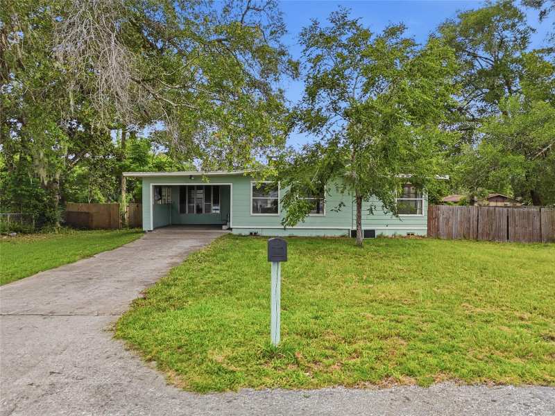 3 bedroom Single Family Residence at 1881 Cottonwood Street, Dennistons Orange City Deland Farms, Orange City — photo 1