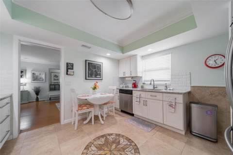 5020 Brittany Drive #324, St Petersburg FL - photo 6 of 39