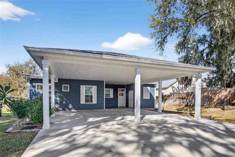 2 bedroom Single Family Residence at 260 S Central Avenue, Umatilla Mitchenors Add, Umatilla — photo 3