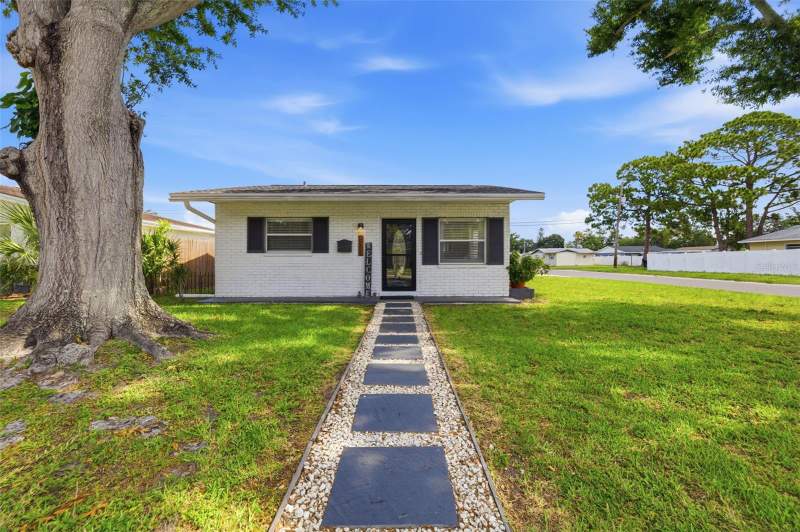 2 bedroom Single Family Residence at 801 89th Avenue, Kelly John A Scarbrough Sub, St Petersburg — photo 2
