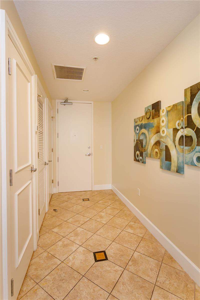 2 bedroom Condominium at 101 S Eola Drive #1021, 101 Eola Condominium, Orlando — photo 3