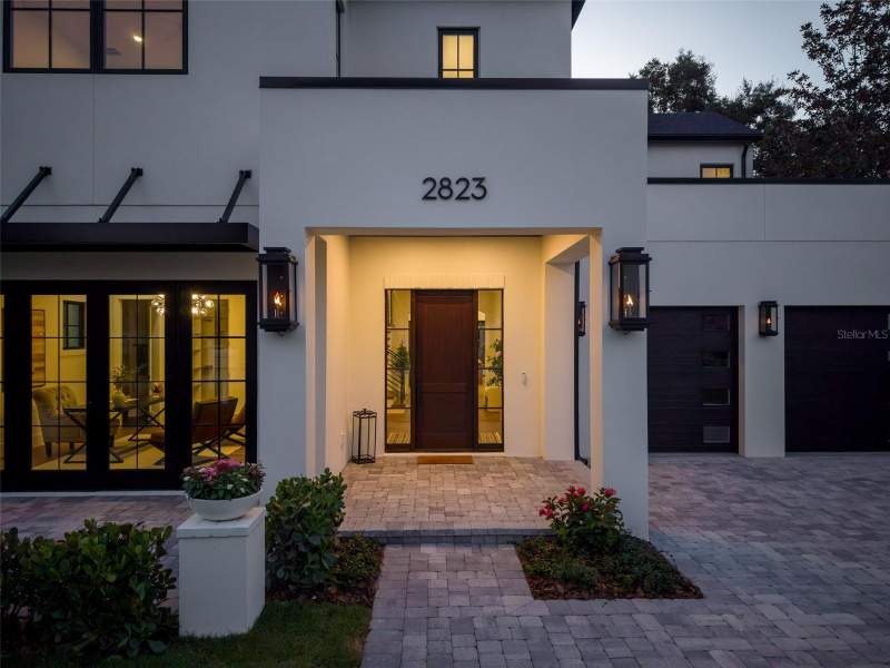 5 bedroom Single Family Residence at 2823 Parkland Circle, Lake Forest Park, Winter Park — photo 2