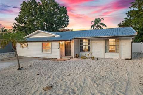 4018 Sandpointe Drive, home for sale in Bradenton 34205