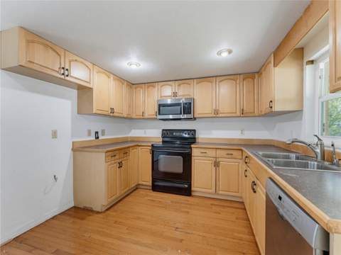 1116 E Oakwood Street, Tarpon Springs FL - photo 23 of 68