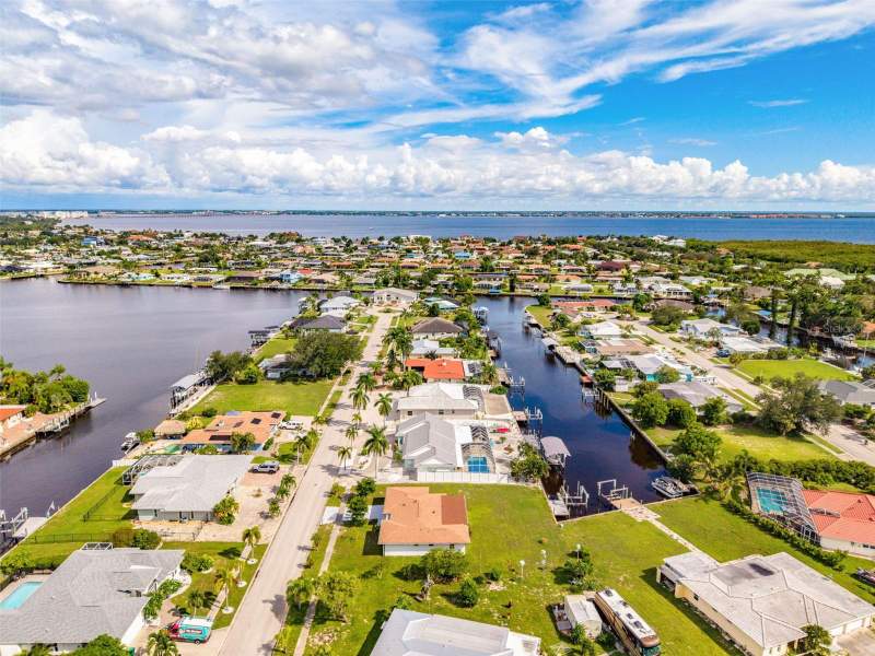 2 bedroom Single Family Residence at 155 Morgan Lane, Port Charlotte Sec 040, Port Charlotte — photo 4