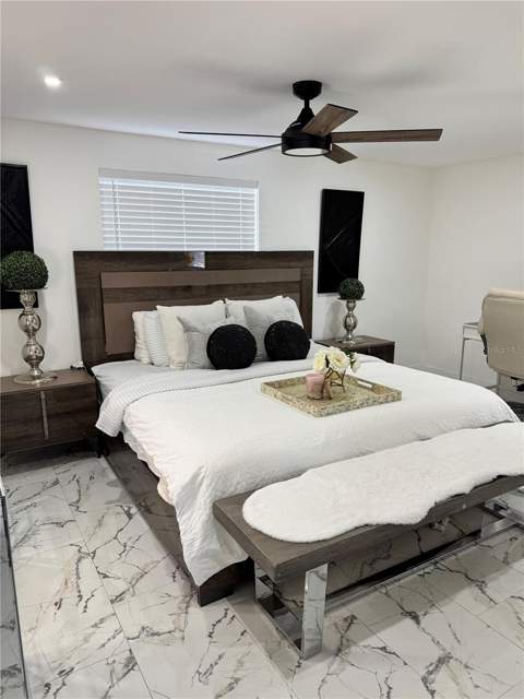10114 Briarwick Court, Tampa FL - photo 15 of 42