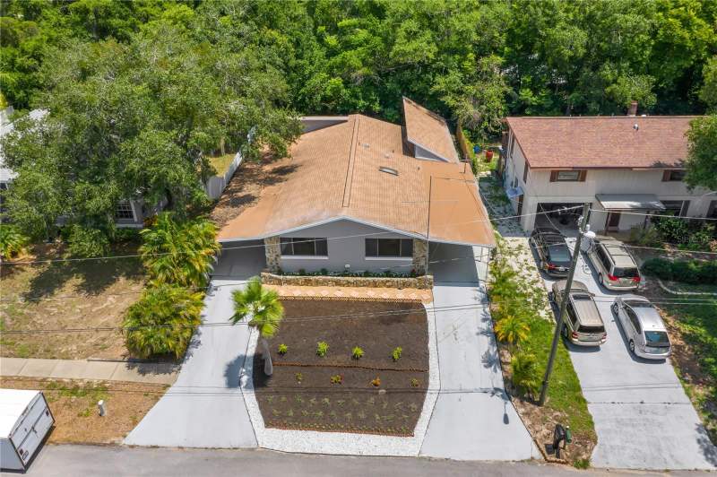4 bedroom Single Family Residence at 1435 Wegmann Drive, Lake View Villa Ext, Tarpon Springs — photo 2
