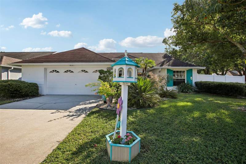 3 bedroom Single Family Residence at 1424 RIDGE SHORE DRIVE, BECKETT BAY, TARPON SPRINGS — photo 1