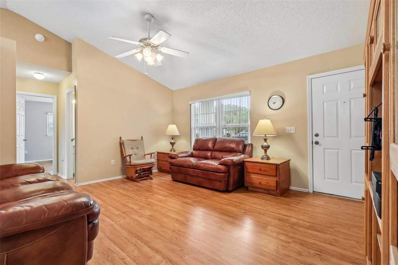 3 bedroom Single Family Residence at 1115 Slayden Court, Kelly Park Hills, Apopka — photo 5