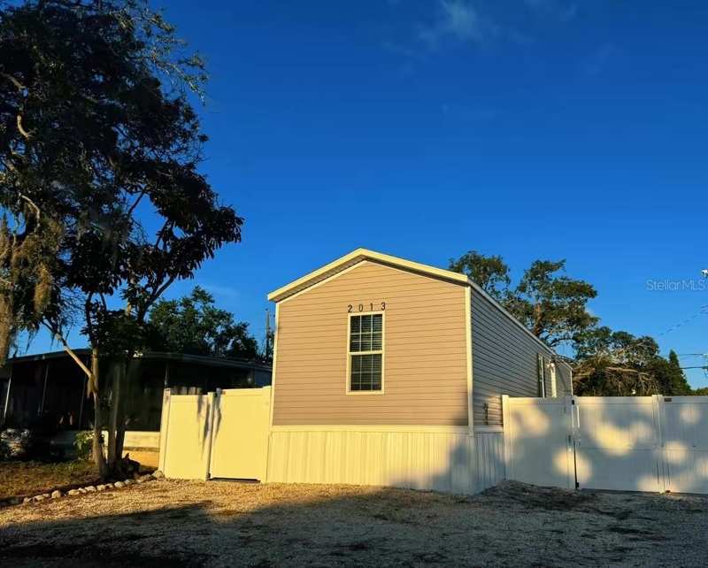 2 bedroom Manufactured Home at 2013 Kepner Drive, Buena Vista, Holiday — photo 1