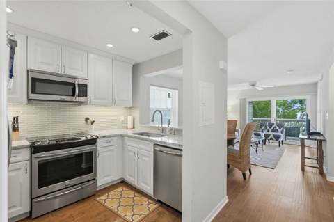 6817 Stones Throw Circle #17208, St Petersburg FL - photo 6 of 6