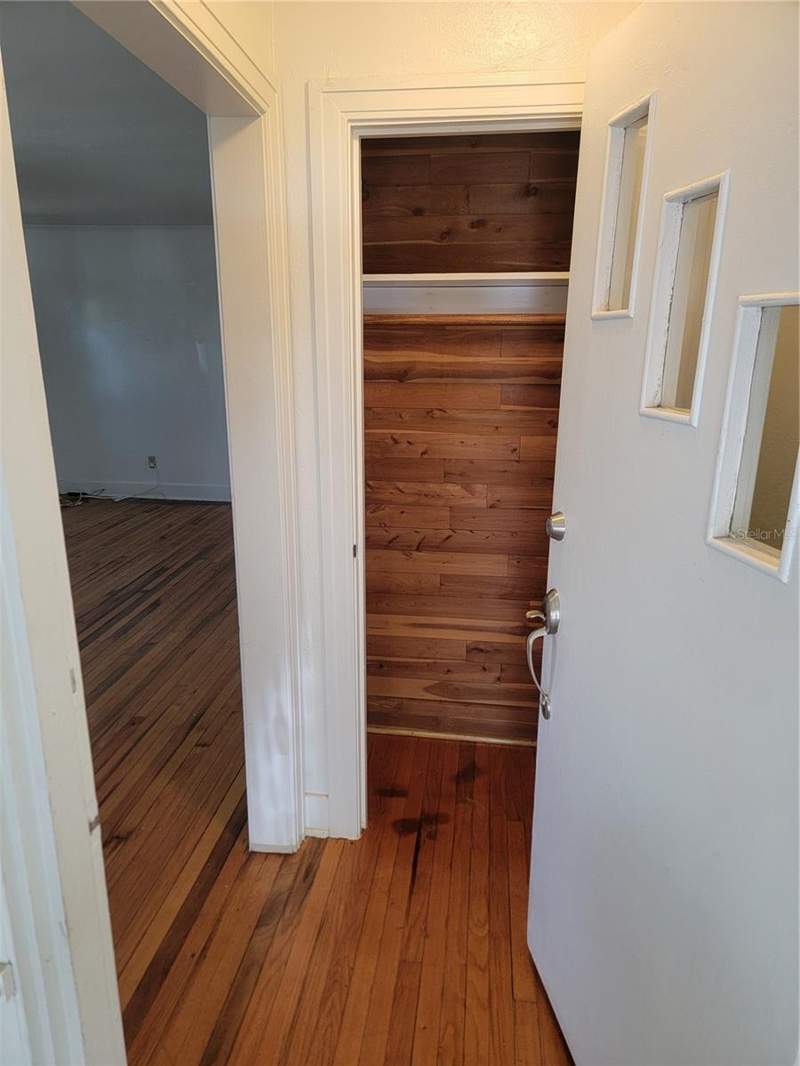 2 bedroom Single Family Residence at 3720 4th Avenue, Pinecrest Park, St Petersburg — photo 4