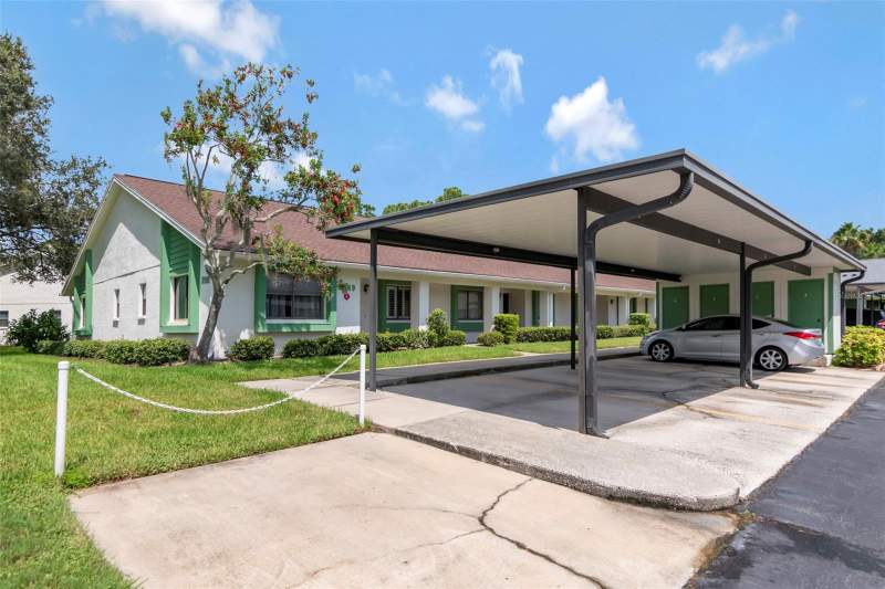 2 bedroom Condominium at 2569 Laurelwood Drive #11B, Village On The Green, Clearwater — photo 2