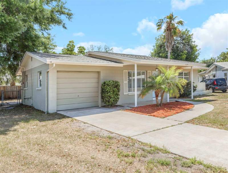 Ridgewood Lakes Davenport