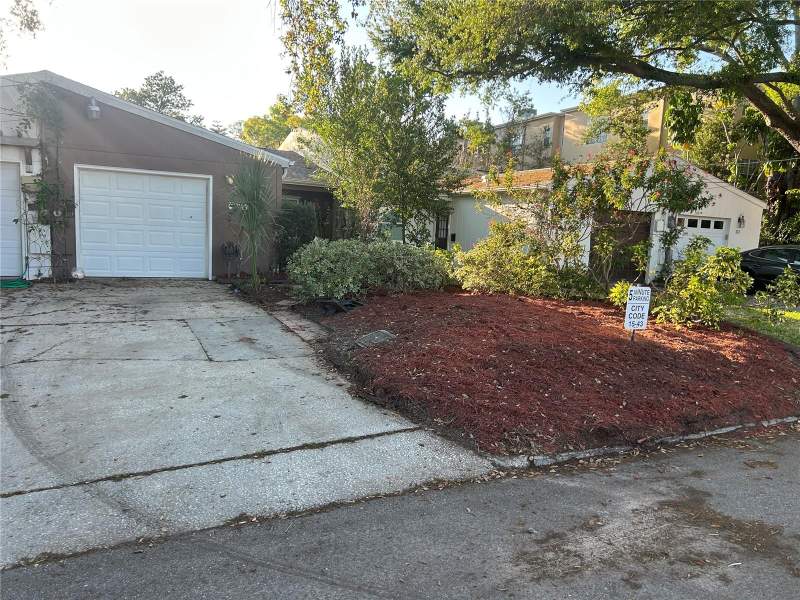 515 S MATANZAS AVENUE home for sale in Urania