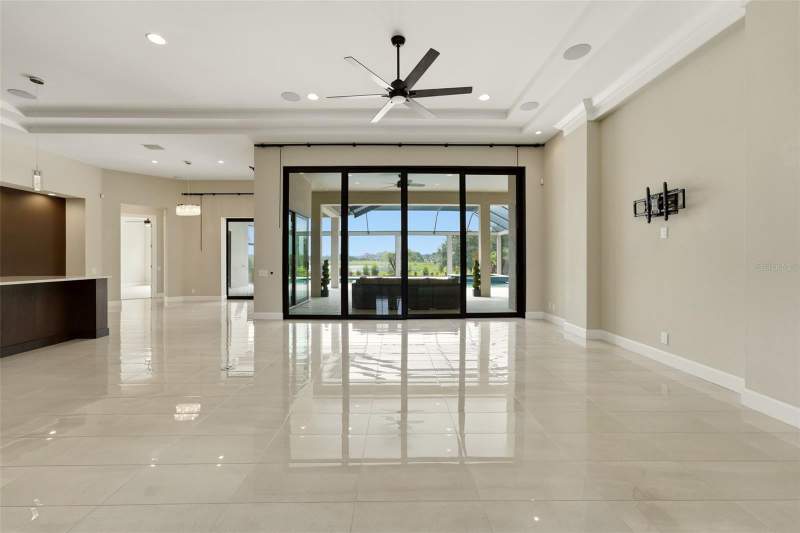 4 bedroom Single Family Residence at 10741 Osprey Landing Way, Stonelake Ranch Ph 3, Thonotosassa — photo 5