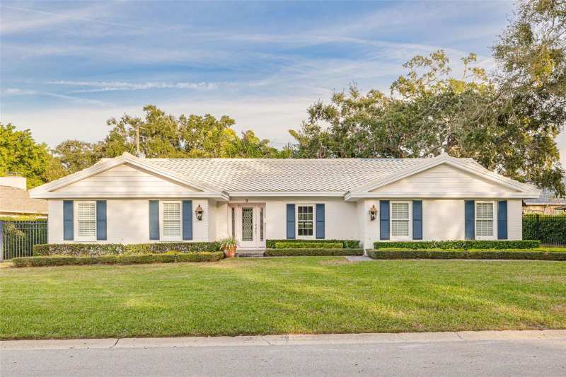 4 bedroom Single Family Residence at 3 Eastwood Lane, Belleair Woods, Belleair — photo 1