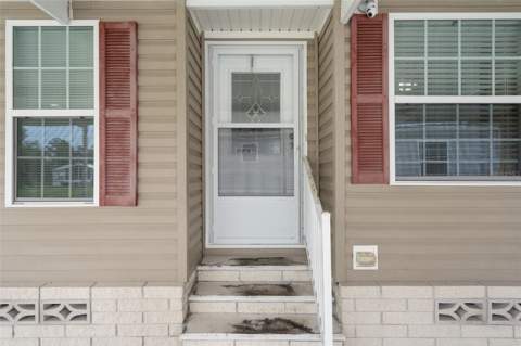 7526 Fairlane Avenue, Brooksville FL - photo 8 of 52