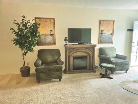 2426 Persian Drive #64, Clearwater FL - photo 6 of 6