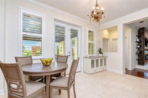 6810 Muncaster Court, Tampa FL - photo 16 of 84