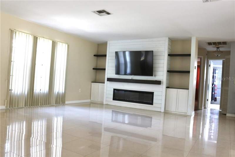 3 bedroom Single Family Residence at 7590/7530 N Caesar Point, Dunnellon, Dunnellon — photo 3