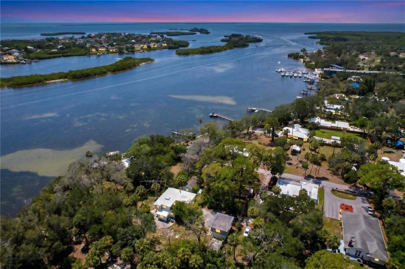 5 bedroom Single Family Residence at 1275 Mickler Lane, Mickler Gladys Resub, Tarpon Springs — photo 5