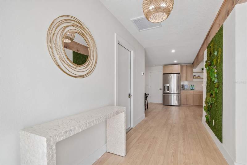 3 bedroom Single Family Residence at 1137 54th Avenue, Bickleys Lakewood Sub, St Petersburg — photo 5