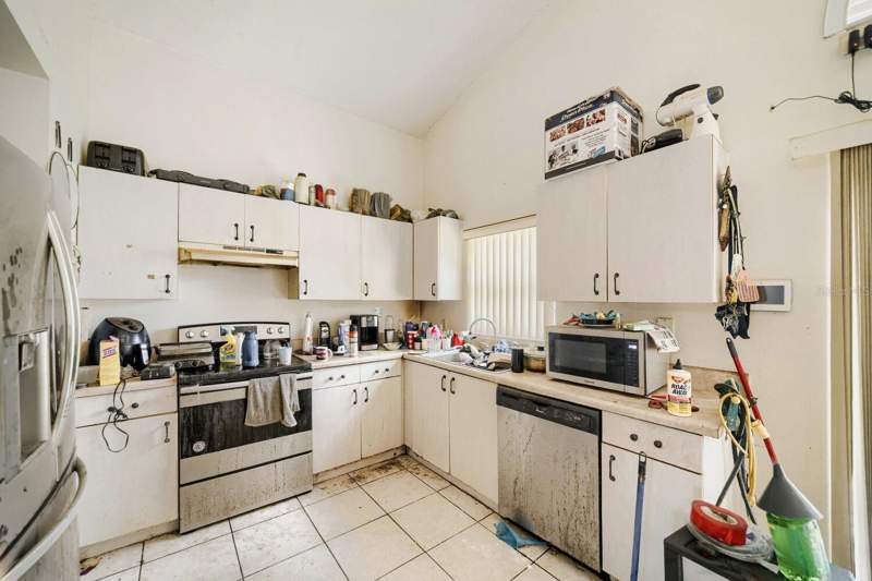 3 bedroom Single Family Residence at 102 Carlisle Court, Poinciana Village 2 Nbhd 1, Kissimmee — photo 5