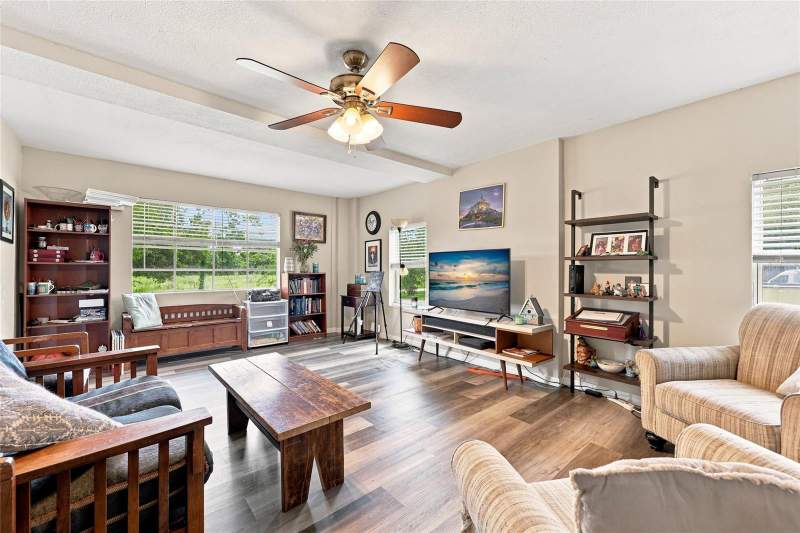 3 bedroom Single Family Residence at 16488 SW 139th Avenue, Archer, Archer — photo 4