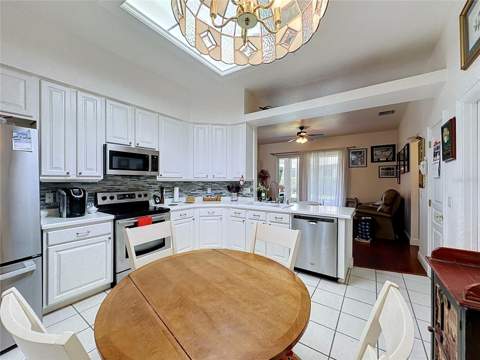 3916 Scarborough Court, Clermont FL - photo 15 of 72
