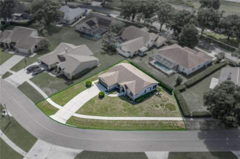 6232 Huntington Drive, Zephyrhills FL - photo 6 of 60