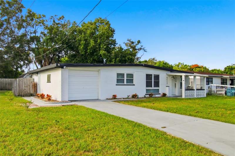 3 bedroom Single Family Residence at 5712 Mallow, Jackson Heights, New Port Richey — photo 3