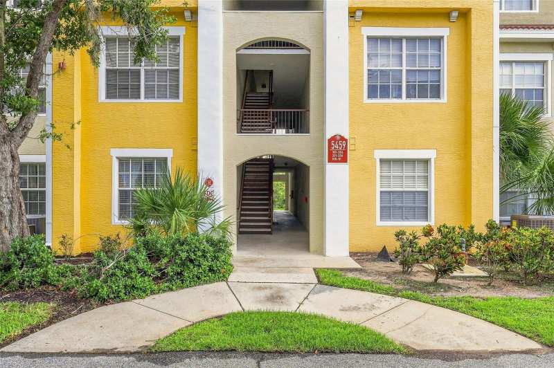 1 bedroom Condominium at 5459 Bentgrass Drive #2-110, Las Palmas Of Sarasota, Sarasota — photo 1