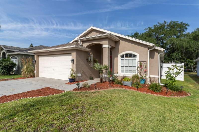 Windsor Place At River Ridge