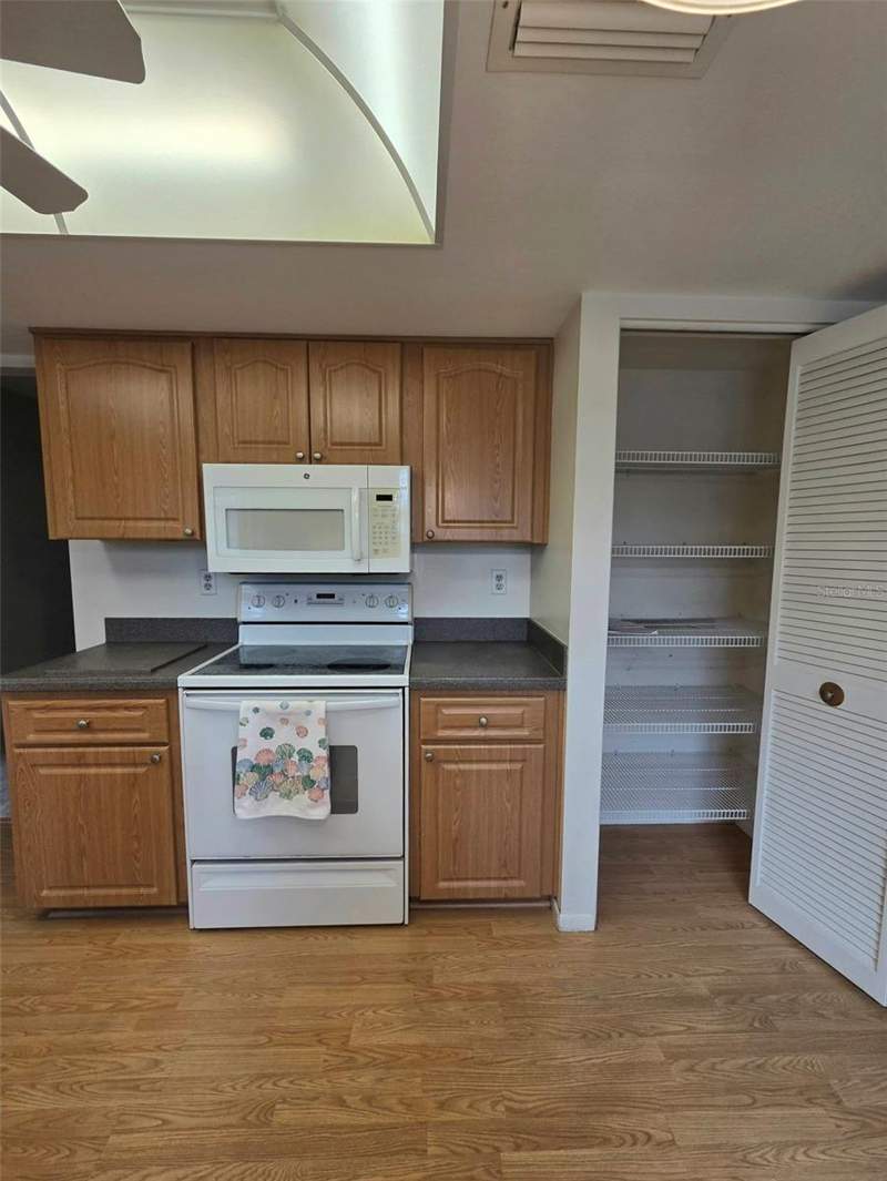 2 bedroom Single Family Residence at 10641 Tonapa Loop, Timber Oaks, Port Richey — photo 4