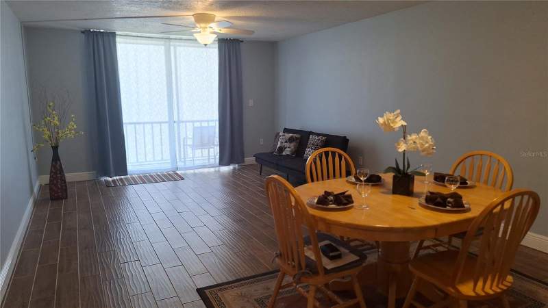 1 bedroom Condominium at 809 Russell Lane #323, Russellwood A Condo, Brandon — photo 5