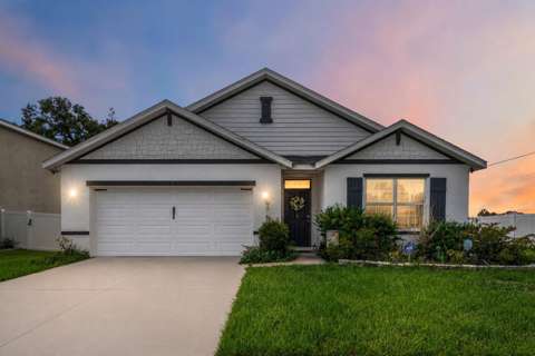 1702 Johnson Pointe Drive, home for sale in Plant City 33566