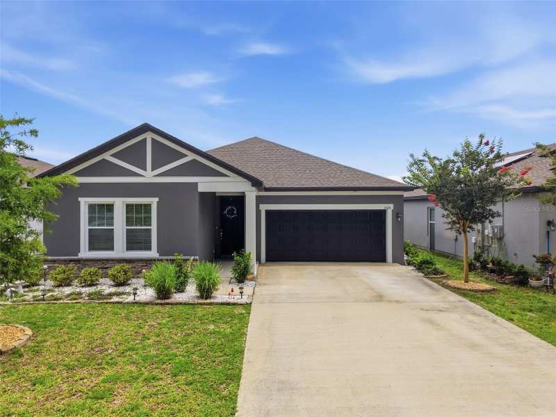 3 bedroom Single Family Residence at 1525 Playwright Drive, Lincoln Oaks, Deland — photo 1
