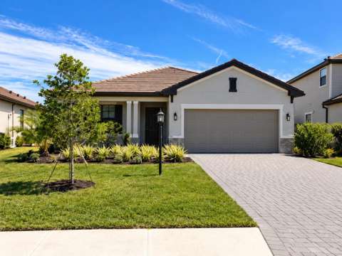 15214 Serene Shores Loop, home for sale in Lakewood Ranch 34211