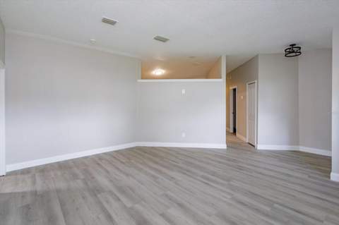 1006 Beckstrom Drive, Oviedo FL - photo 9 of 35