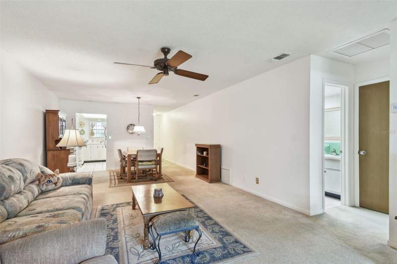 1 bedroom Condominium at 11200 102nd Avenue #48, Twin Oaks Apts, Seminole — photo 2