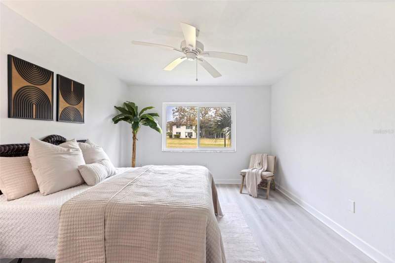 2 bedroom Condominium at 4480 Overlook Drive #12, Lake Overlook Apts, St Petersburg — photo 5
