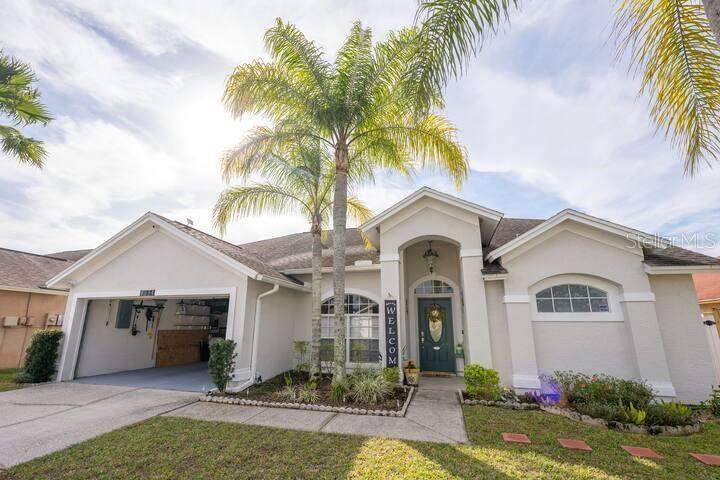 4 bedroom Single Family Residence at 9334 Pontiac Drive, Fawn Ridge Village H Unit No 2, Tampa — photo 2