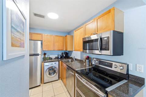 5107 Salmon Drive #C, St Petersburg FL - photo 6 of 6
