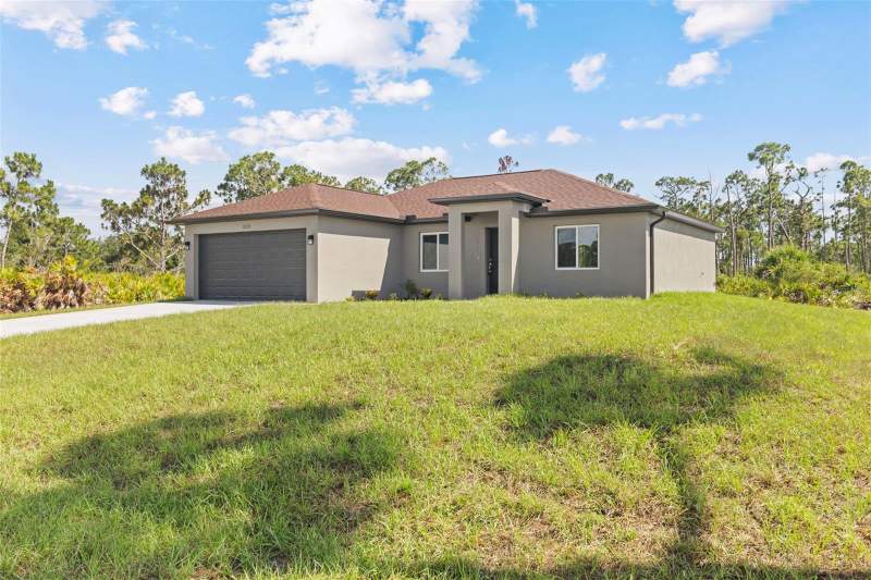 3 bedroom Single Family Residence at 12233 Wagner Lane, Port Charlotte Sec 095, Port Charlotte — photo 3