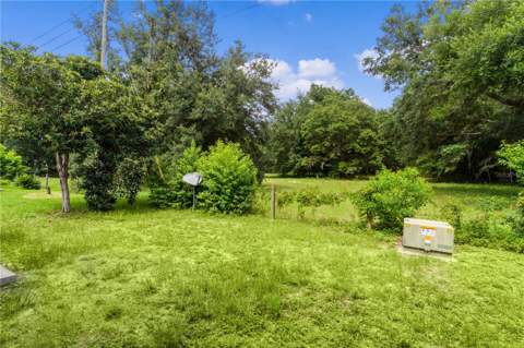 1709 E Schwartz Boulevard, Lady Lake FL - photo 13 of 16