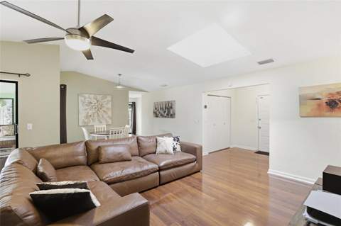 7306 SW 17th Place, Gainesville FL - photo 10 of 44