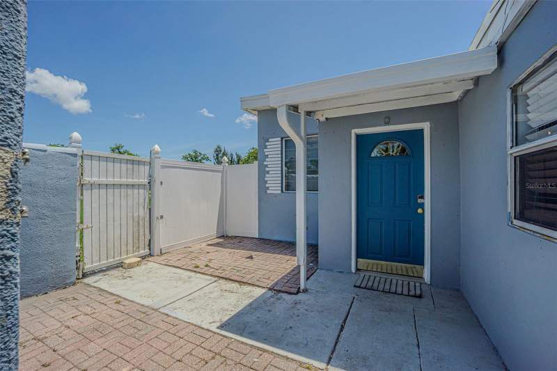 4 bedroom Single Family Residence at 1627 28th Street, Avalon, St Petersburg — photo 4